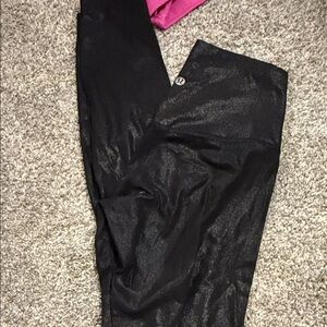 Black Shiny Leggings Lululemon’s